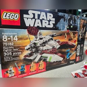 ⭐️LEGO 75182 Star Wars Republic Fighter Tank Building Set⭐️